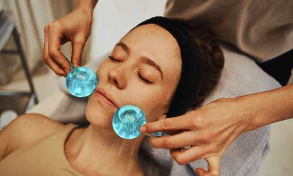 Essential Accessories for Facial Massage and How to Use Them