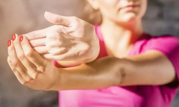 6 Strengthening Exercises for Massage Therapists’ Hands and Arms