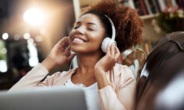 Relaxing-moment-with-music-(Source-Google)