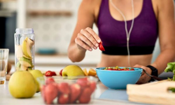 Eating-after-intermittent-fasting-(Source-Google)
